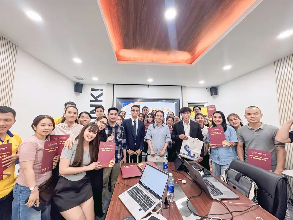 Lớp đào tạo AI của CyberSoft tại PNJ — Chi nhánh Đà Nẵng